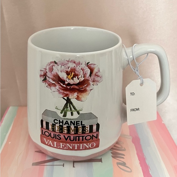 Amanda Greenwood Art Designer Label Mug - Picture 2 of 3